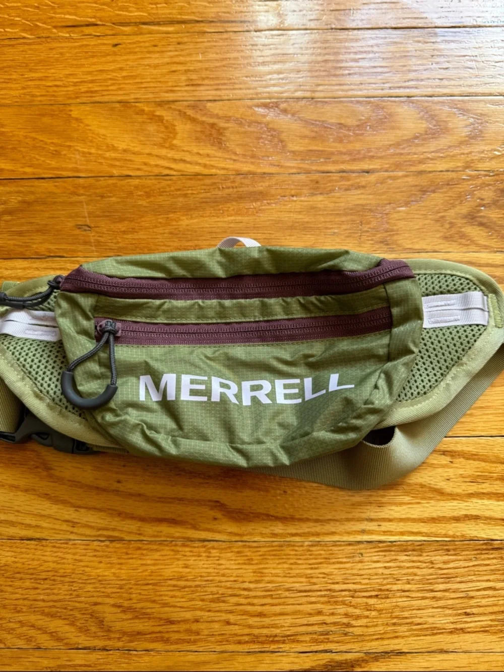 NWOT Merrell Crest 1.5L Lumbar Pack Green Waistpack - Picture 1 of 5